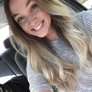 Meet your Posher, Elena